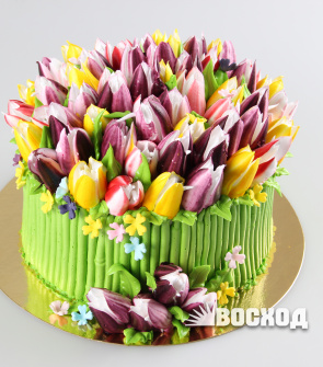 Торт № 852 праздничный, декор тюльпаны