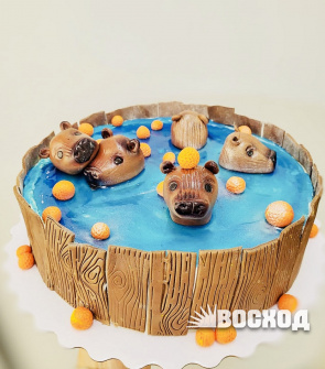 Торт Праздничный № 516 в виде бассейна со зверьками