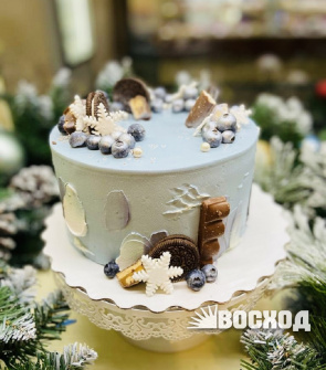 Торт № 87 Праздничный (новогодний декор, ягоды, печенье)