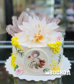 № 426 Торт "Праздничный", декор - цветы 